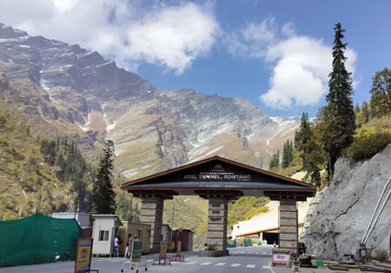 Chandigarh–Shimla–Manali Hill Station Tour