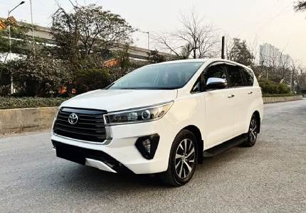 Toyota Innova Crysta